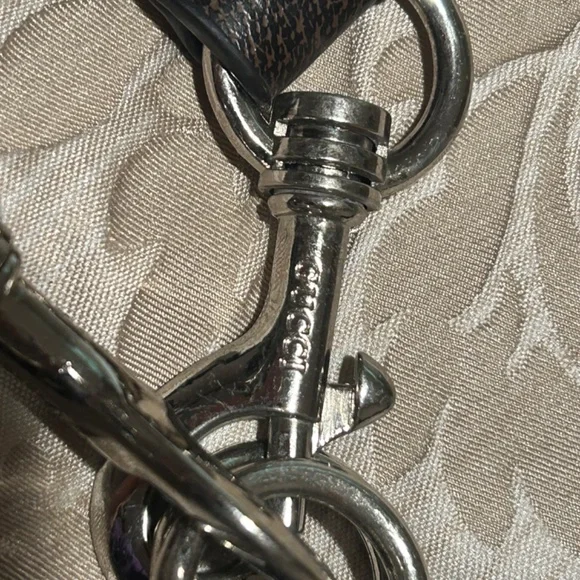 Gucci GG Canvas Tote Bag - Picture 10 of 12